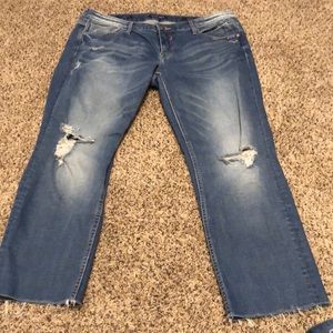 Vigoss tomboy crop denim jeans size 33, like new